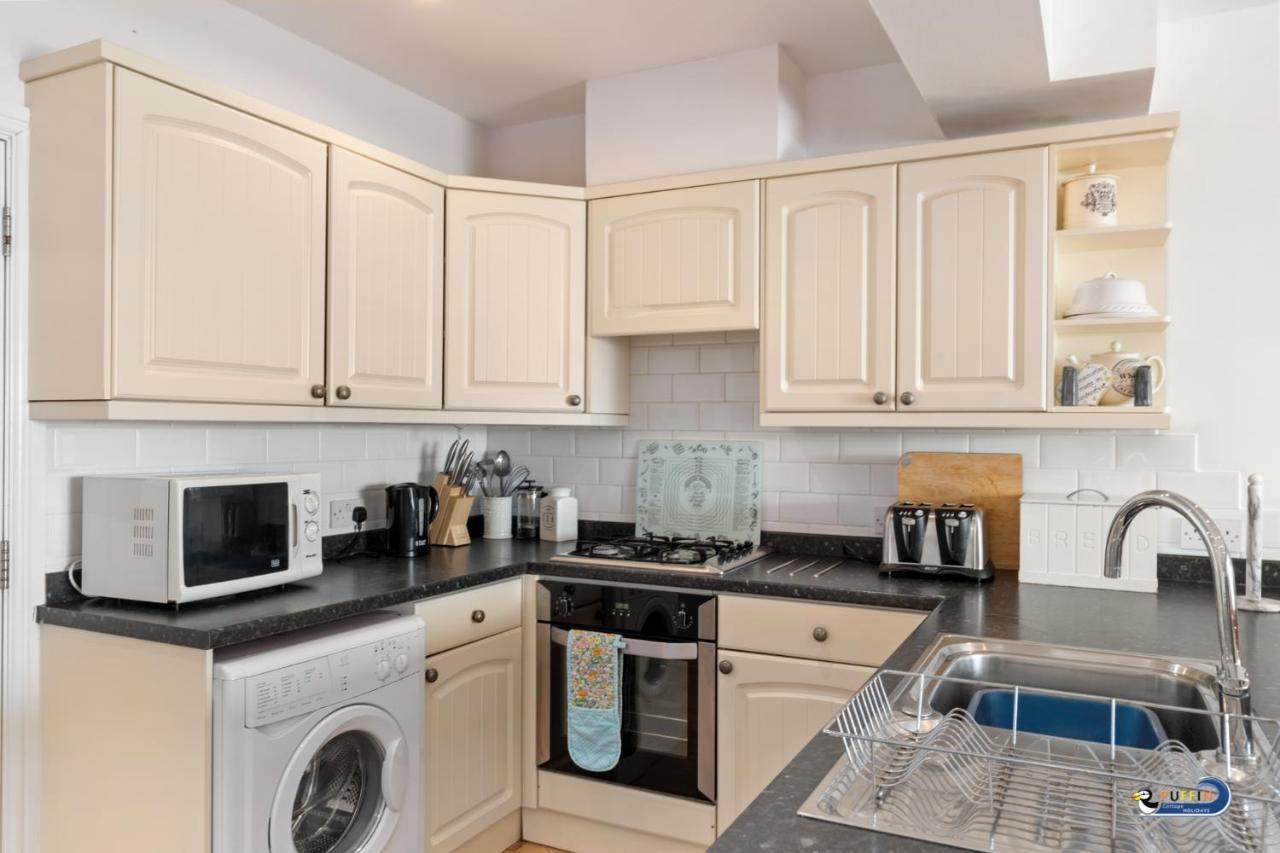 Kilmore - Beach Front House, Direct Beach Access, Spectacular Sea Views Saundersfoot Buitenkant foto
