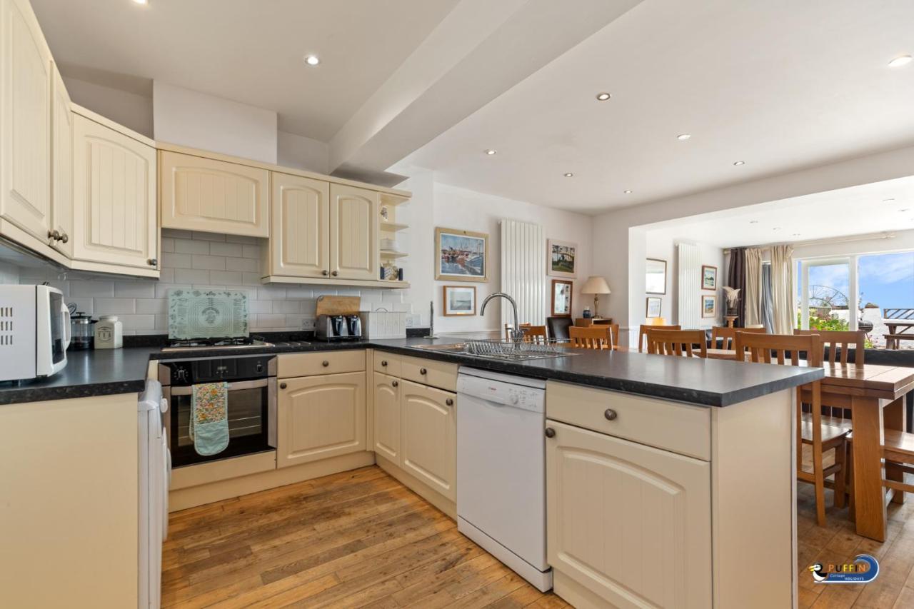 Kilmore - Beach Front House, Direct Beach Access, Spectacular Sea Views Saundersfoot Buitenkant foto